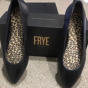 Frye black ballerina leather flats